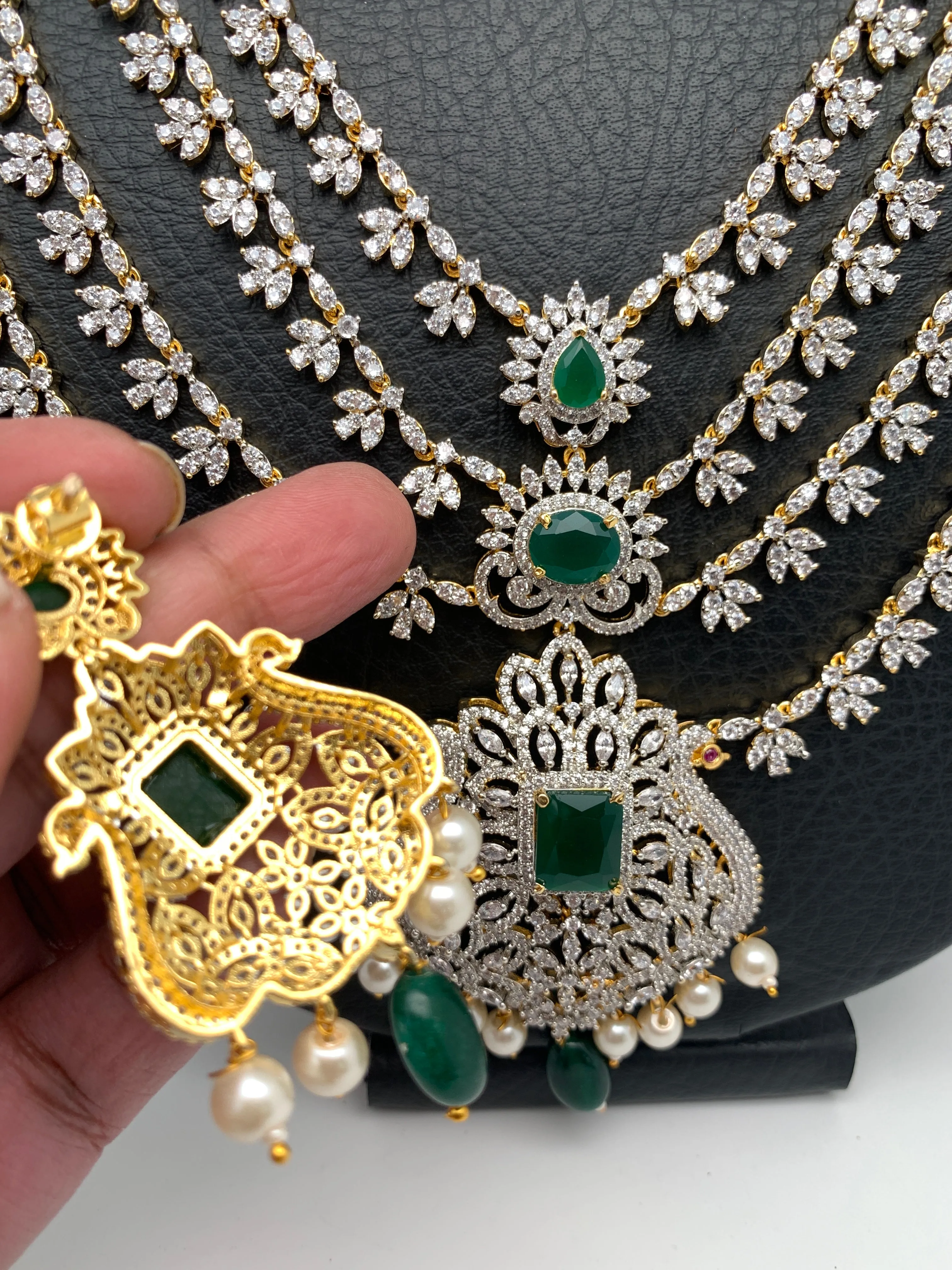 AD Emerald Green Stone Four Layer Char Lada Long Necklace