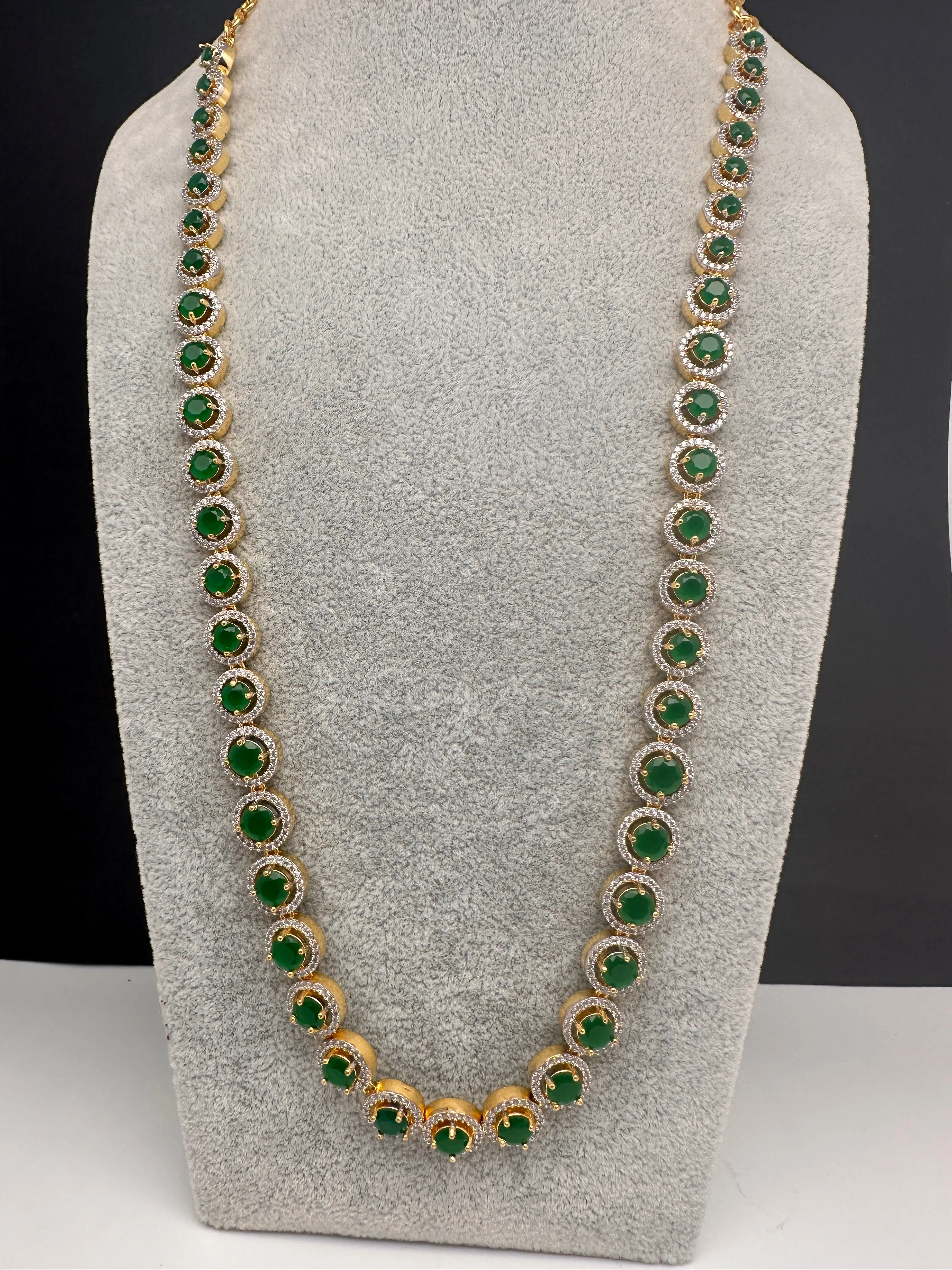 AD Emerald Green Stone Long Mala