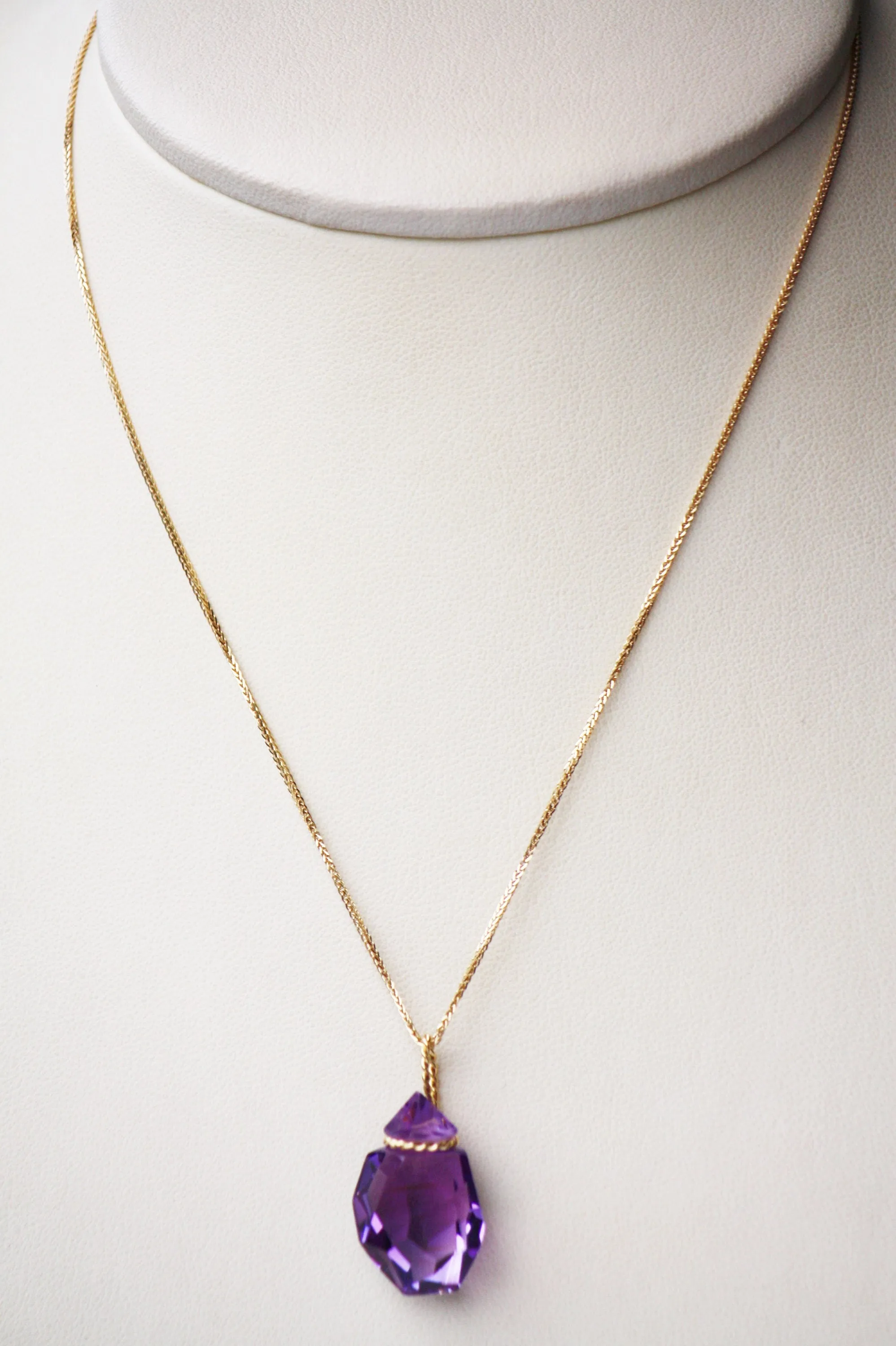 Amethyst necklace set with  Gold K18