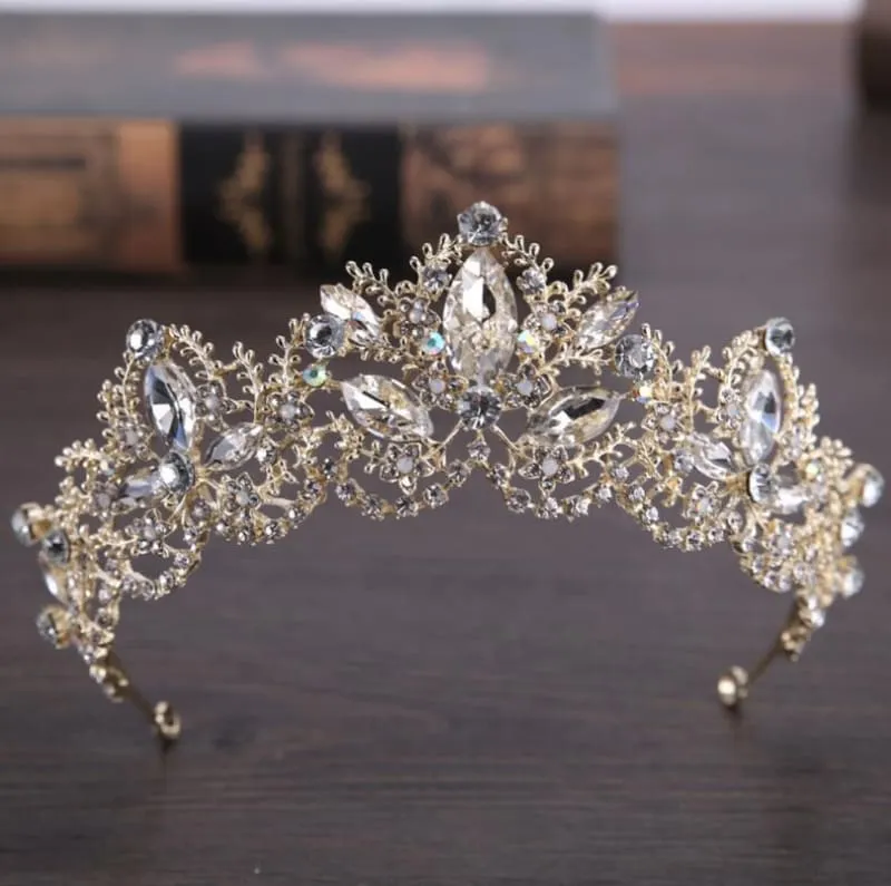 Charming Luxury Rhinestone Tiaras | Bridelily