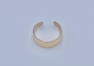 Gold Tone Engraved design Toe Ring