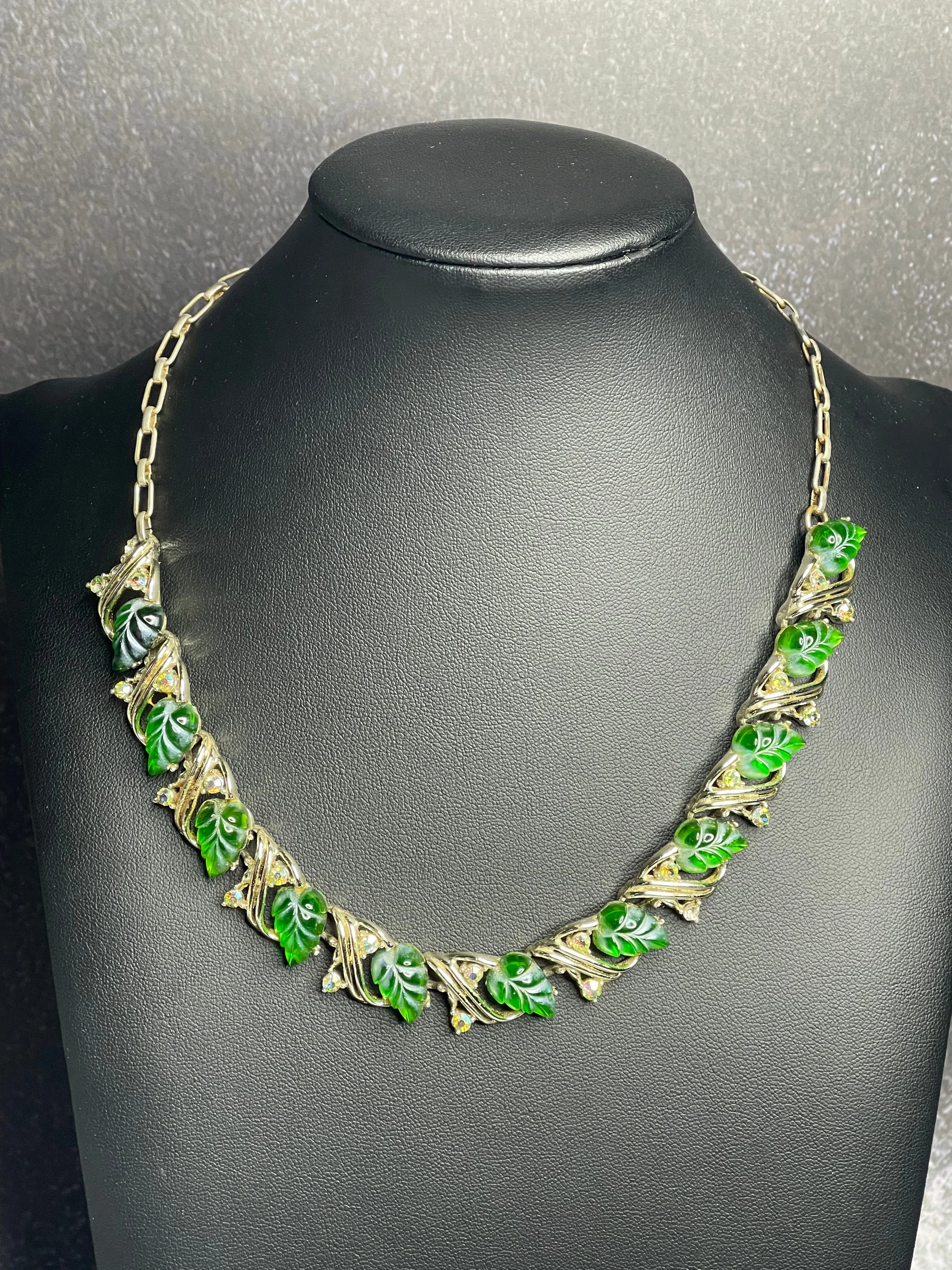 Vintage Green Jelly Carved Leaf and Rhinestone Gold Tone Necklace